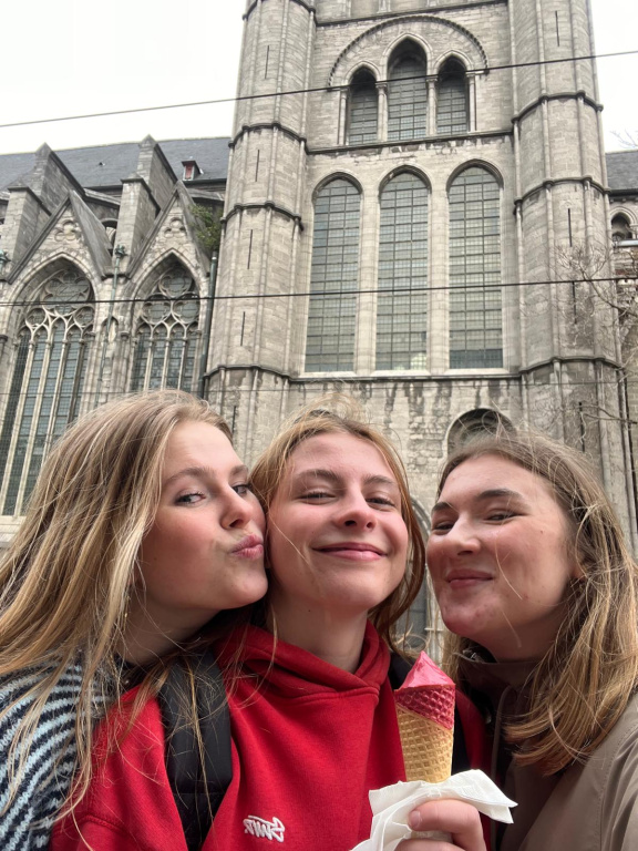 Willekeurige afbeelding uit het fotoalbum